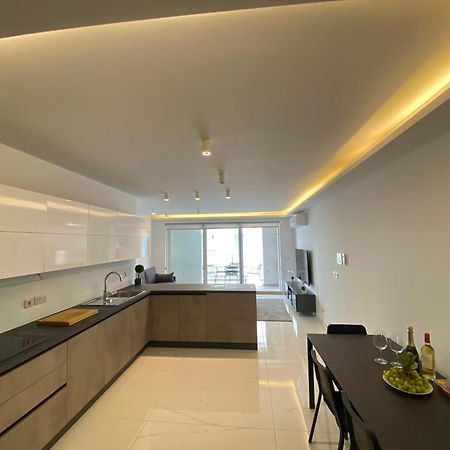 Tigne Sliema Three Bedrooms Apartment Eksteriør bilde