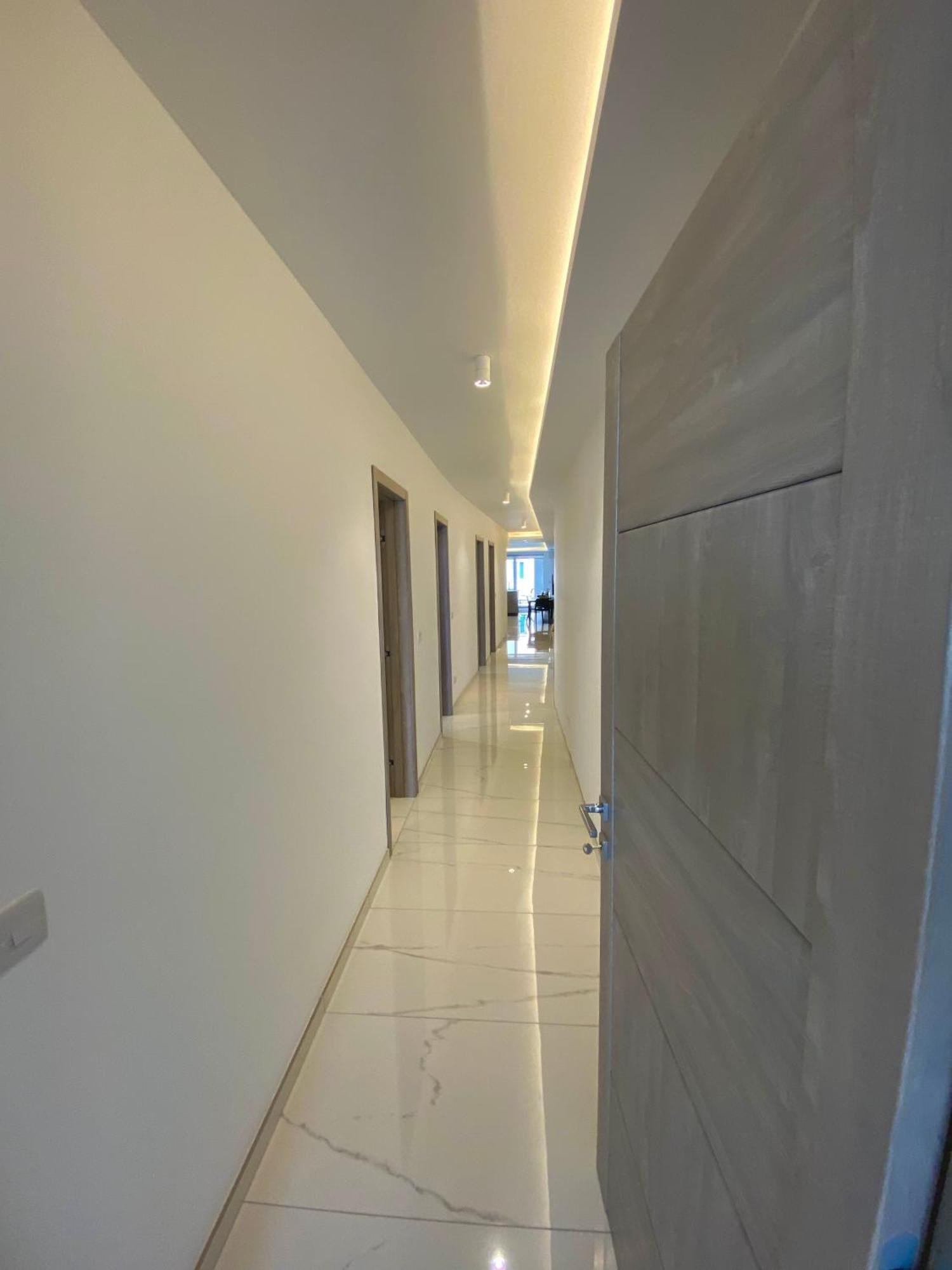Tigne Sliema Three Bedrooms Apartment Eksteriør bilde