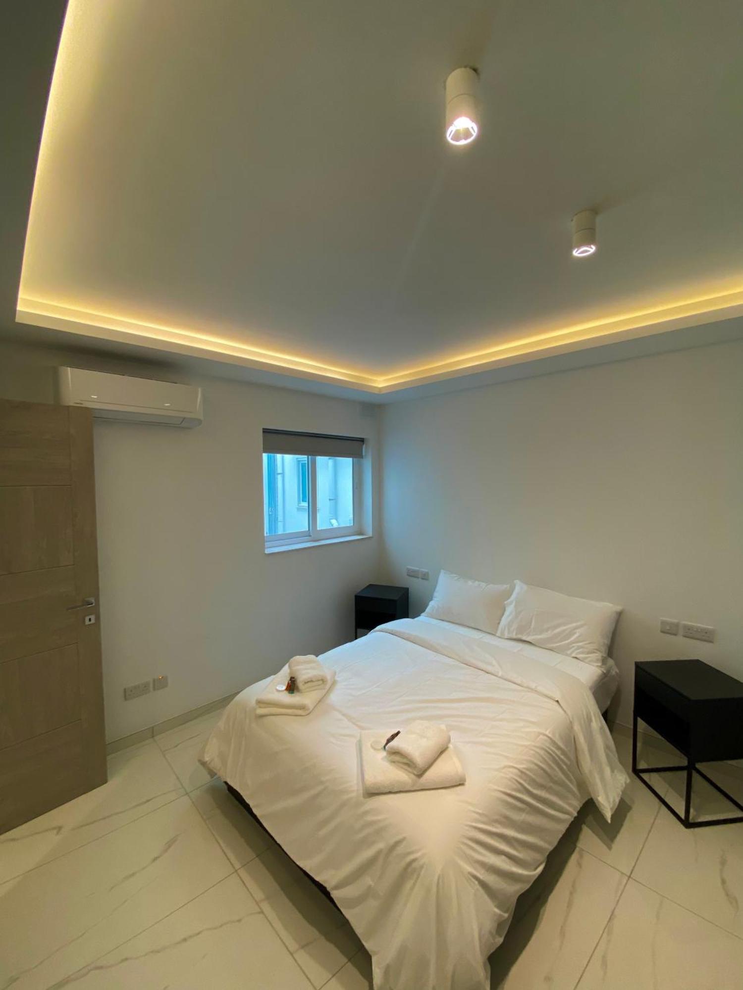 Tigne Sliema Three Bedrooms Apartment Eksteriør bilde