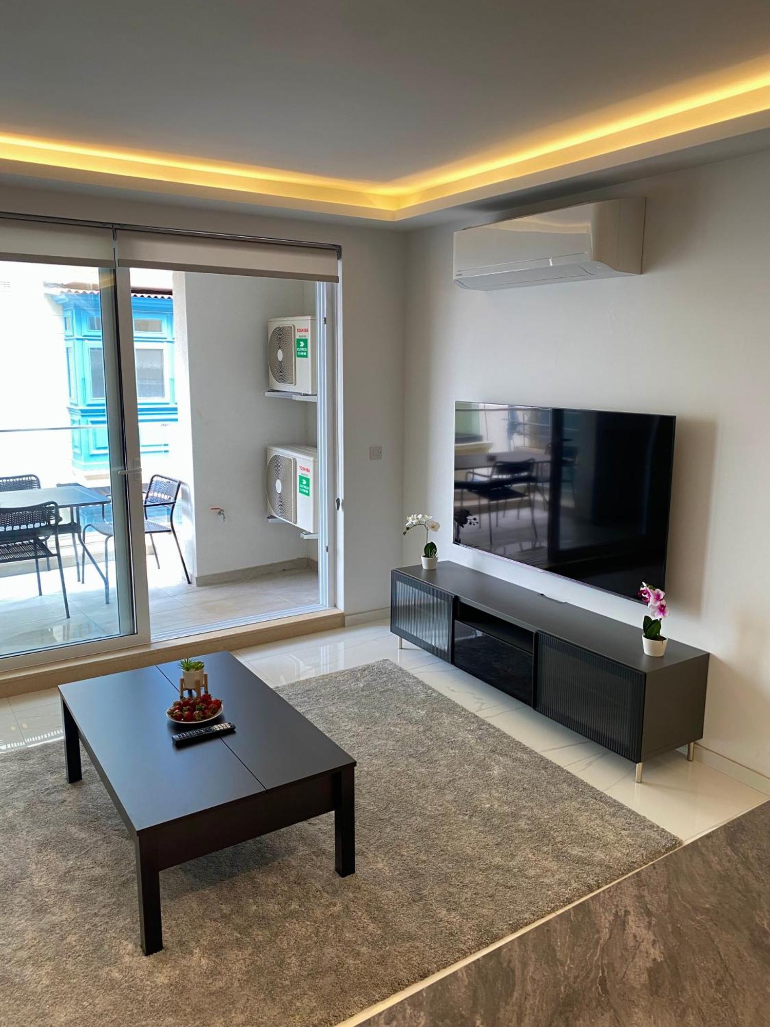 Tigne Sliema Three Bedrooms Apartment Eksteriør bilde