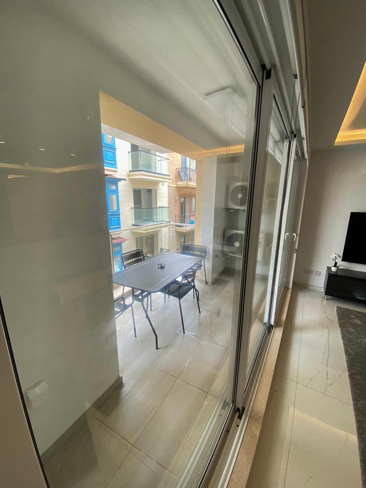 Tigne Sliema Three Bedrooms Apartment Eksteriør bilde